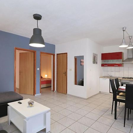 Holiday Home Lucija สเวติ ฟิลลิปปี ยาคอฟ ภายนอก รูปภาพ