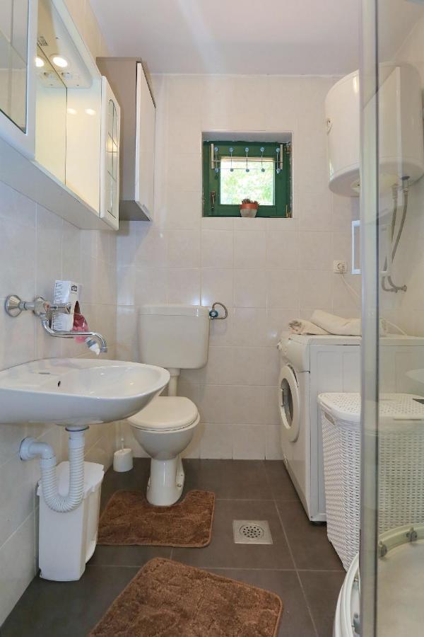 Holiday Home Lucija สเวติ ฟิลลิปปี ยาคอฟ ภายนอก รูปภาพ