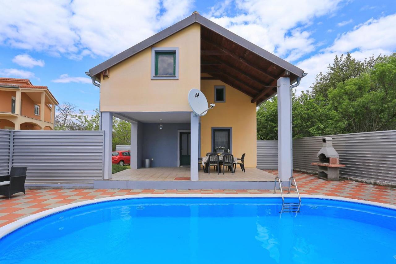 Holiday Home Lucija สเวติ ฟิลลิปปี ยาคอฟ ภายนอก รูปภาพ